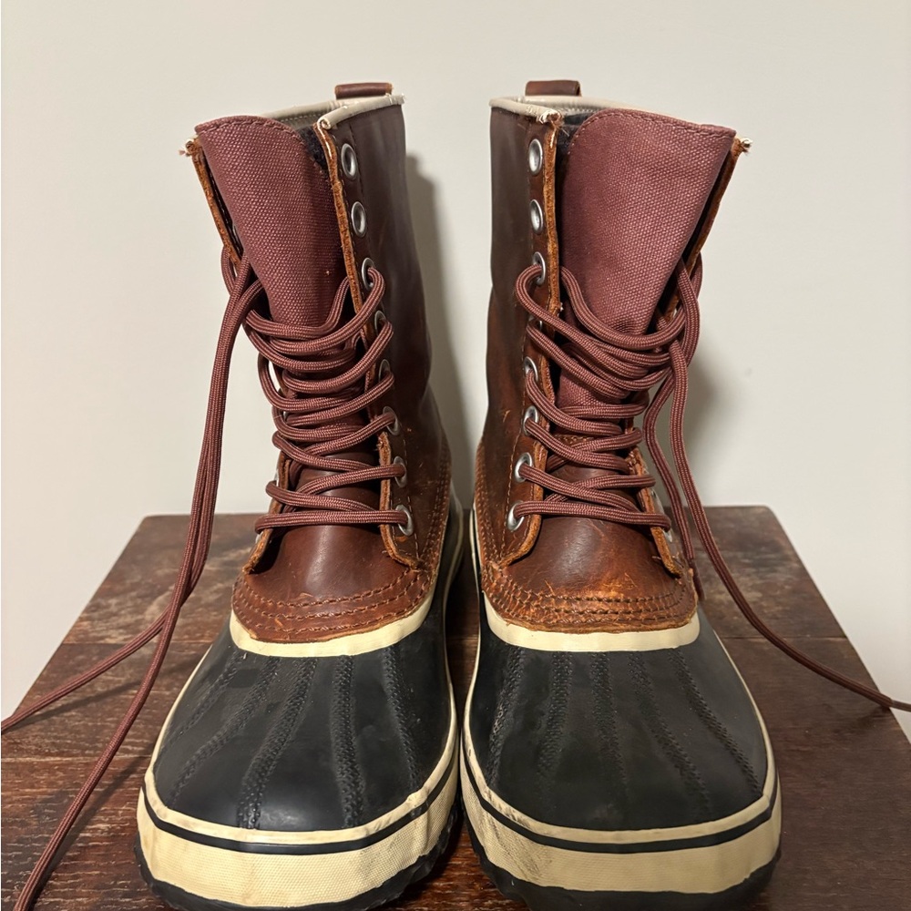 Sorel Women's Brown and Black Snow Boots - Picture 2 of 3